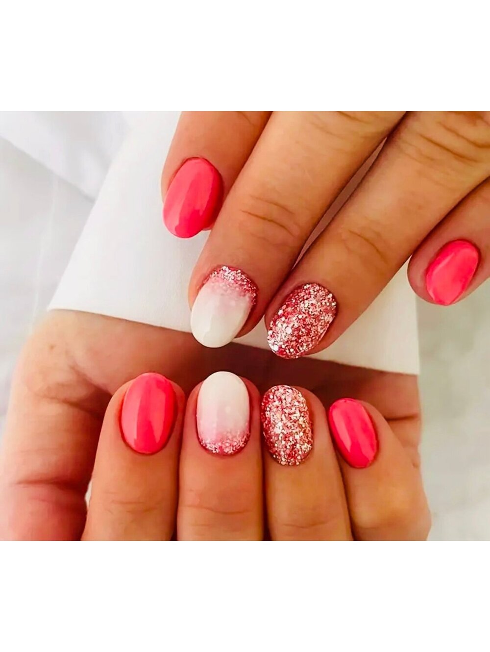 New - 24pcs -Glossy -Sweet Summer White Rose Pink -Reusable Press-On Nails